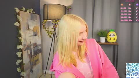 Mila online show from January 2025 05:36:02 AM