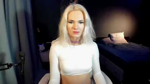 Snapshot of milena_marshmallows chatting on February 2025 03:46:02 AM Milena online show from February 2025 03:46:02 AM