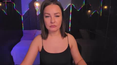 Milena online show from October 2025 08:52:01 PM