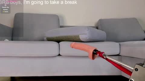 milenalin online show from April 2026 07:58:01 PM