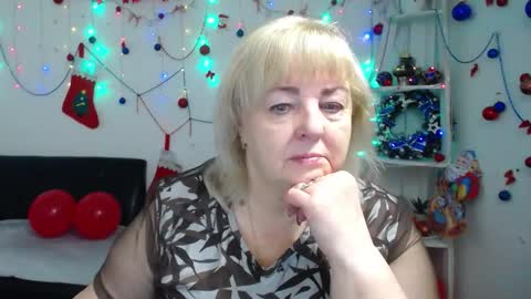 Milena online show from December 2025 06:11:01 AM