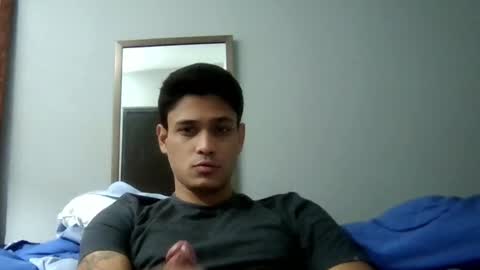 Snapshot of milesmboy chatting on February 2025 08:47:01 PM milesmboy online show from February 2025 08:47:01 PM