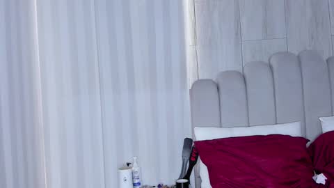 Snapshot of mileyerikson chatting on October 2025 12:58:01 PM MILEY online show from October 2025 12:58:01 PM