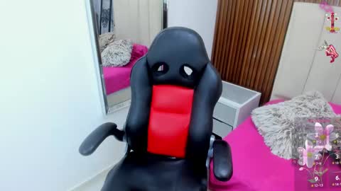 MILEY online show from September 2025 07:27:01 PM