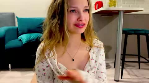 Miley online show from April 2026 10:44:01 PM