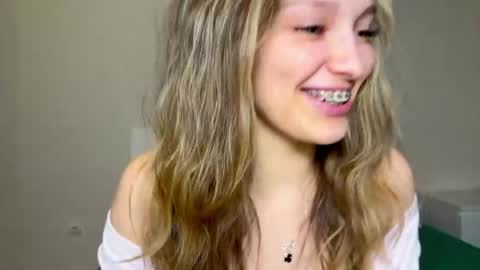 Miley online show from April 2026 01:38:01 AM