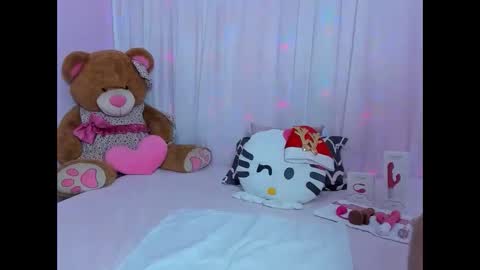 Antonella online show from December 2024 01:42:02 PM