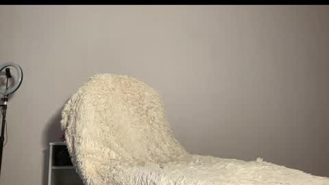 Charlotte online show from April 2026 04:21:02 AM