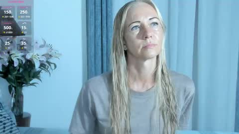 Snapshot of milf_hairy chatting on June 2026 10:47:01 AM Christine online show from June 2026 10:47:01 AM