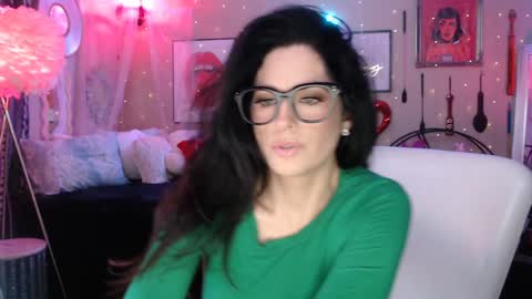Snapshot of milf_lacey chatting on March 2025 10:08:02 PM Milf Lacey online show from March 2025 10:08:02 PM