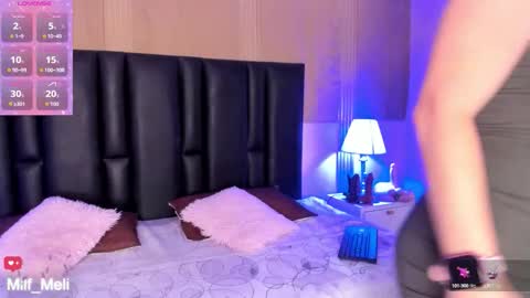 Snapshot of milf_meli chatting on September 2025 07:52:01 PM milf_meli online show from September 2025 07:52:01 PM