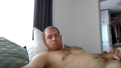 Snapshot of milfhunter195 chatting on August 2026 09:04:01 AM milfhunter195 online show from August 2026 09:04:01 AM