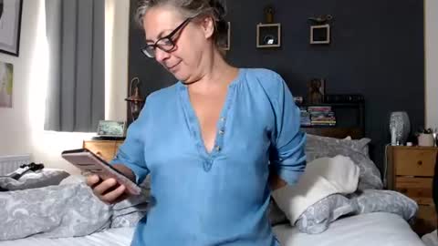 Snapshot of milfyanddaddy chatting on July 2026 10:21:02 AM milfyanddaddy online show from July 2026 10:21:02 AM