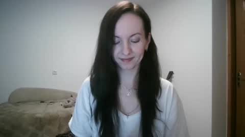 miliah online show from November 2025 08:10:01 PM