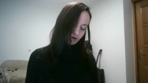 miliah online show from November 2025 08:19:01 PM