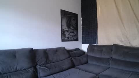 milioncouple online show from April 2026 04:59:02 PM