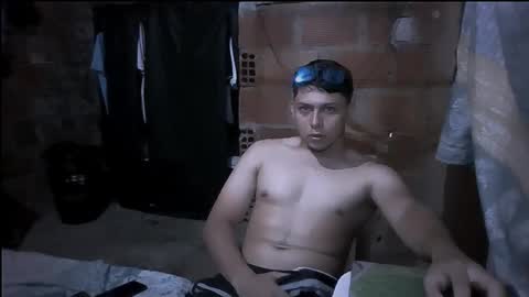 milk_boy25 online show from October 2025 06:49:01 PM
