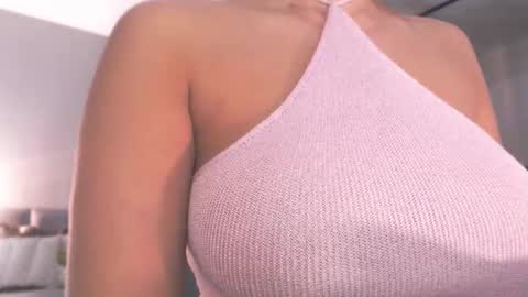 milk_bunny_ online show from March 2026 05:14:02 AM