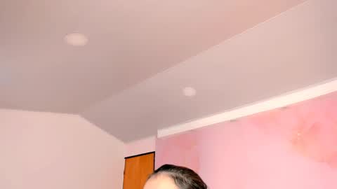 Snapshot of milk_candy16 chatting on October 2025 12:14:02 PM S O F I A online show from October 2025 12:14:02 PM