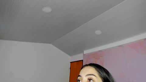 Snapshot of milk_candy16 chatting on October 2025 11:09:02 AM S O F I A online show from October 2025 11:09:02 AM