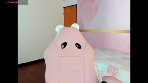 Snapshot of milk_candy16 chatting on October 2025 12:27:01 PM S O F I A online show from October 2025 12:27:01 PM