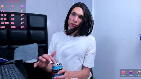 MAX online show from January 2025 09:19:02 PM