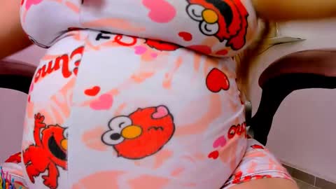 Snapshot of milk_zafira chatting on November 2025 12:22:02 AM milk_zafira online show from November 2025 12:22:02 AM