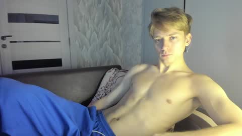 Isaac online show from December 2024 05:40:02 AM