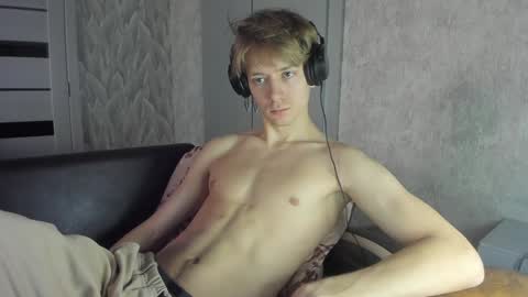 Isaac online show from January 2025 06:02:01 AM