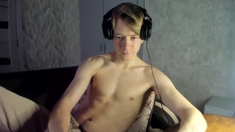 Isaac online show from February 2025 05:53:01 AM