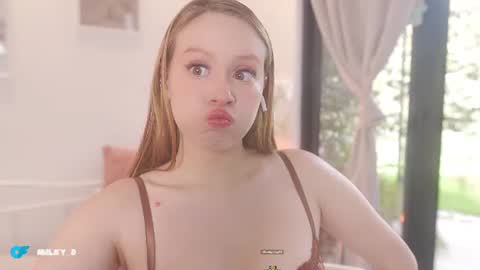 Snapshot of milky_0 chatting on July 2026 07:08:02 PM milky_0 online show from July 2026 07:08:02 PM