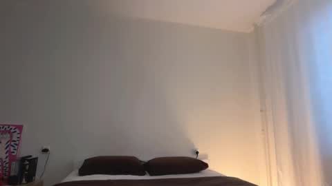 milky__way_ online show from March 2026 04:13:01 PM