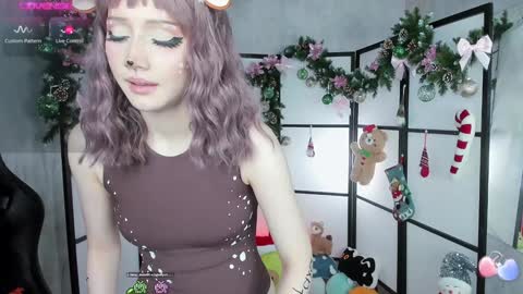 milky cute online show from December 2024 03:38:02 AM