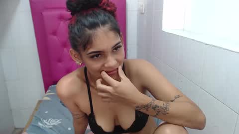 milkyway_18 online show from March 2025 07:05:01 PM