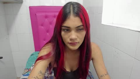 milkyway_18 online show from December 2025 02:34:02 PM