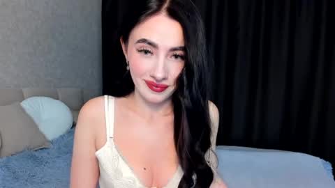 milla moore online show from September 2025 05:29:02 PM