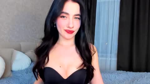 Snapshot of milla__moore chatting on October 2025 06:06:02 PM milla moore online show from October 2025 06:06:02 PM