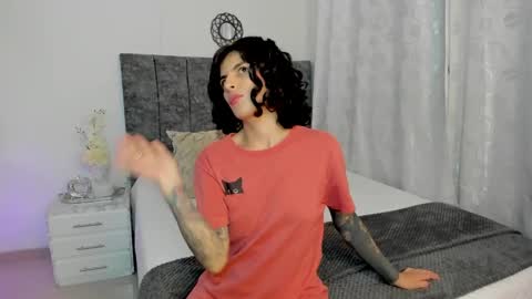 Milagros online show from February 2025 04:03:01 AM