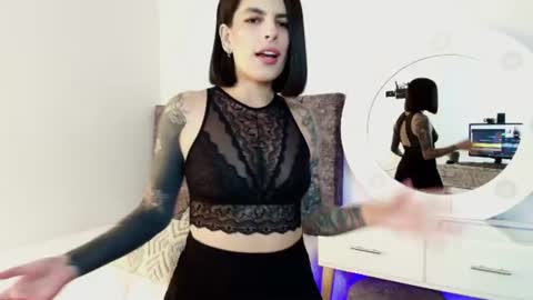 Snapshot of milla_pixxie chatting on July 2026 12:50:01 AM Milagros online show from July 2026 12:50:01 AM