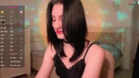 Snapshot of millaa_veyy chatting on June 2026 08:11:01 PM Milana online show from June 2026 08:11:01 PM