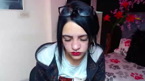 Violeta online show from December 2025 01:50:02 PM