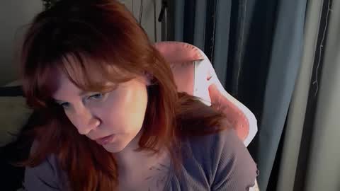 Milla online show from October 2025 09:04:02 PM