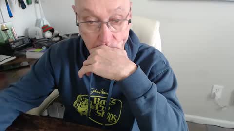 Snapshot of millenium0129 chatting on March 2025 05:45:01 PM millenium0129 online show from March 2025 05:45:01 PM