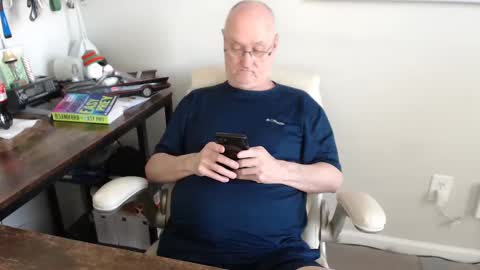 Snapshot of millenium0129 chatting on March 2025 05:49:01 PM millenium0129 online show from March 2025 05:49:01 PM