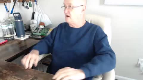 Snapshot of millenium0129 chatting on October 2025 05:25:02 PM millenium0129 online show from October 2025 05:25:02 PM