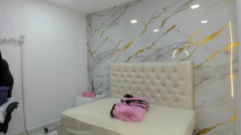 miller_silvana online show from June 2026 11:38:02 AM