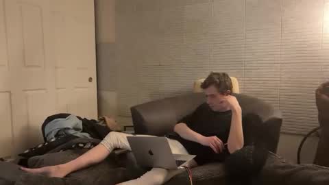 SlimnHungOH online show from February 2025 10:31:01 PM