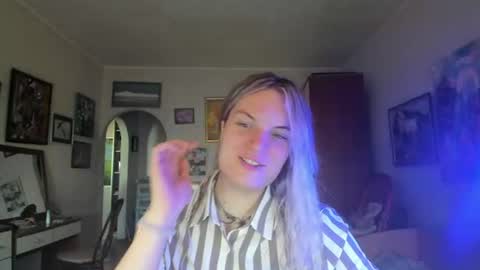 mili-kira online show from August 2026 04:55:02 AM