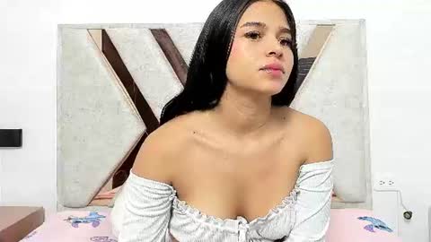 Snapshot of milly610 chatting on June 2026 12:15:01 PM Milly610 online show from June 2026 12:15:01 PM