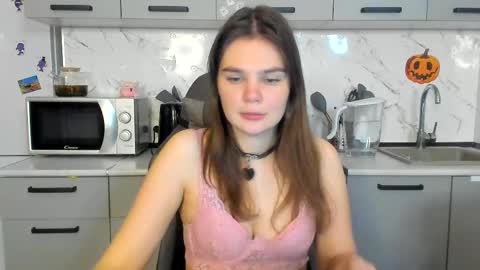 Welcome My name is Tina online show from February 2025 09:25:01 PM